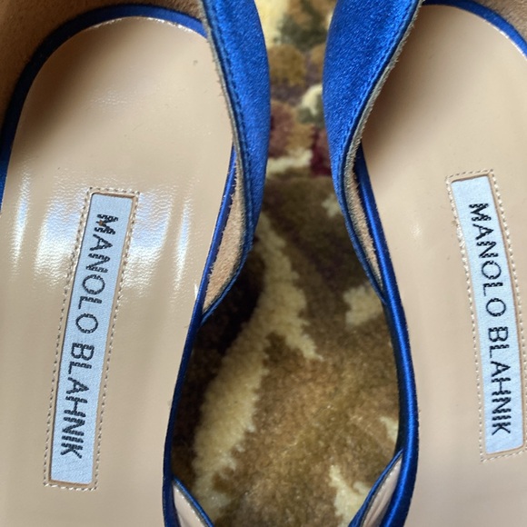 100% Authentic Manolo Blahnik Pump - Picture 3 of 8